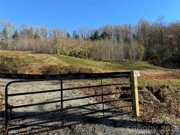 3200 Greenville HWY, Flat Rock, NC 28731