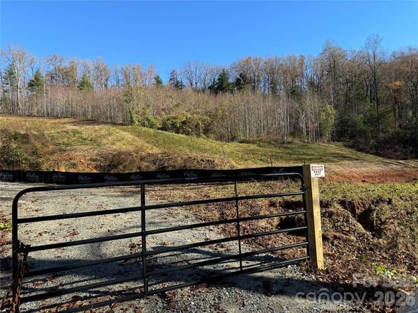 3200 Greenville HWY, Flat Rock, NC 28731