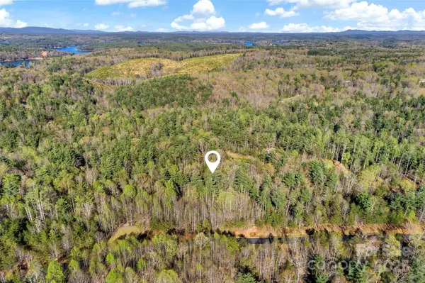 342 Waters Edge DR #6-16,7-16,8-16,9-16, Nebo, NC 28761
