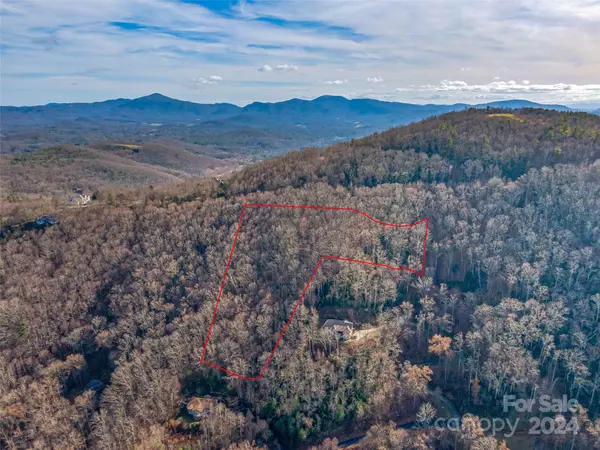99999 Stonecrest DR #B, Asheville, NC 28803