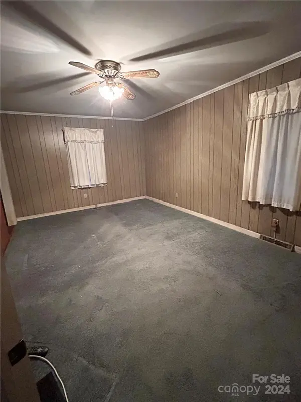 601 Sherman ST, Badin, NC 28009