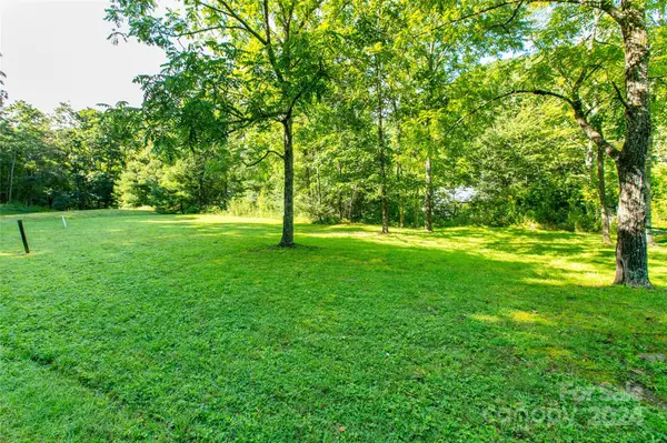 00000 Tumbling Falls DR #11, Canton, NC 28716
