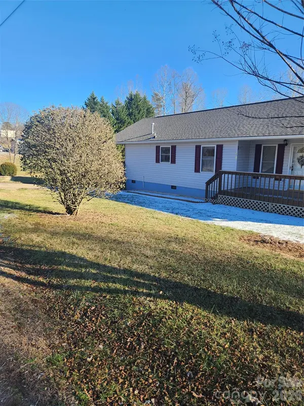 271 Stradley Mountain RD, Asheville, NC 28806