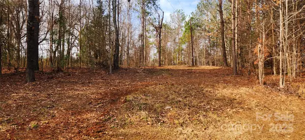 6713 E NC 150 HWY E, Sherrills Ford, NC 28673