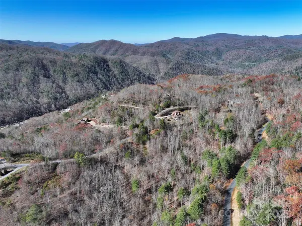 181 Red Fox TRL #18, Marshall, NC 28753