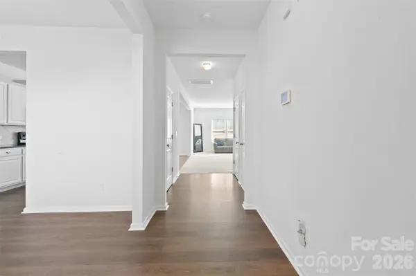 9022 Colwick Hill LN, Charlotte, NC 28215