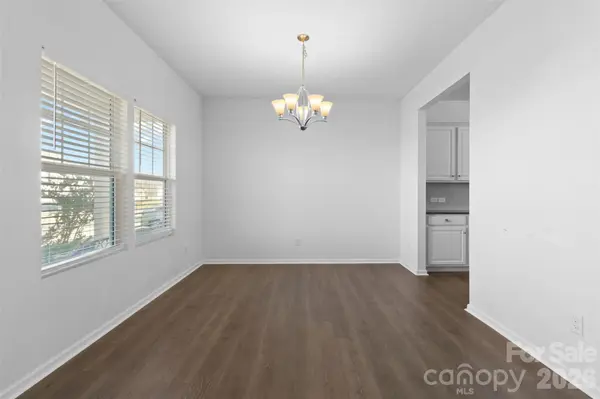 9022 Colwick Hill LN, Charlotte, NC 28215