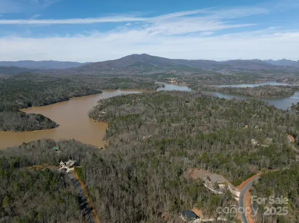 761 High Trail DR #39, Nebo, NC 28761