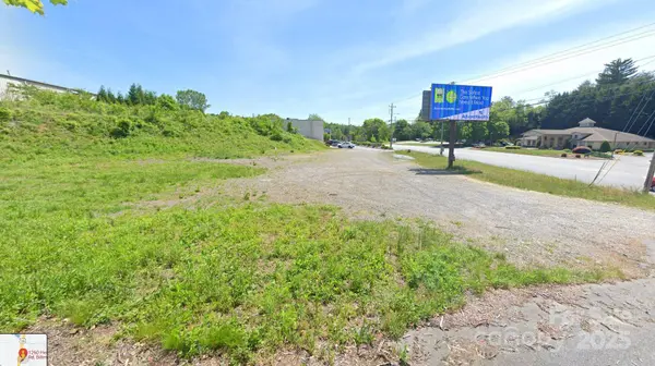 1260 Hendersonville RD, Asheville, NC 28803