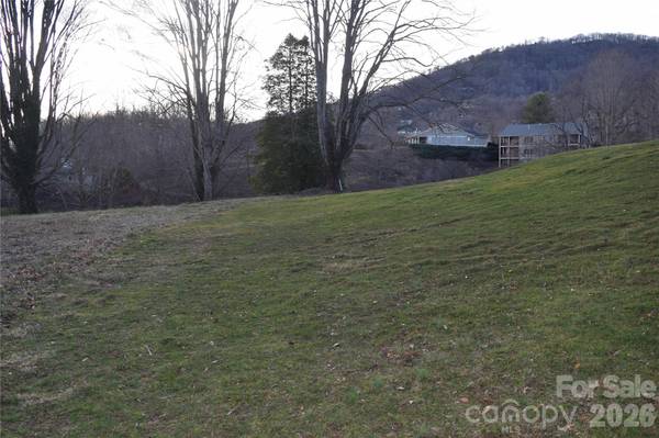 00 Sand Trap RD, Waynesville, NC 28786