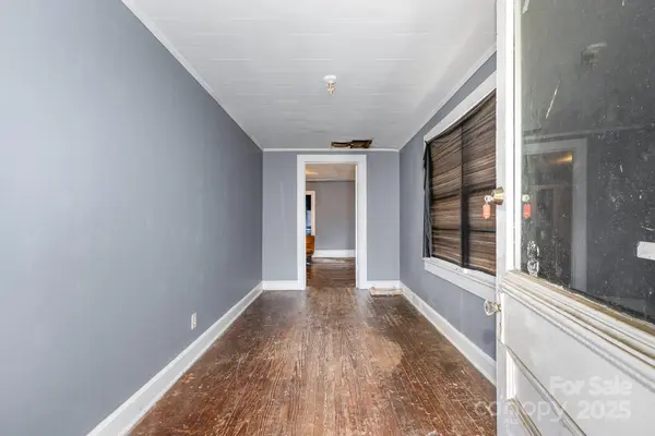 616 N Mebane ST, Burlington, NC 27217