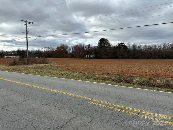 00 Austin Traphill RD #B, Elkin, NC 28621