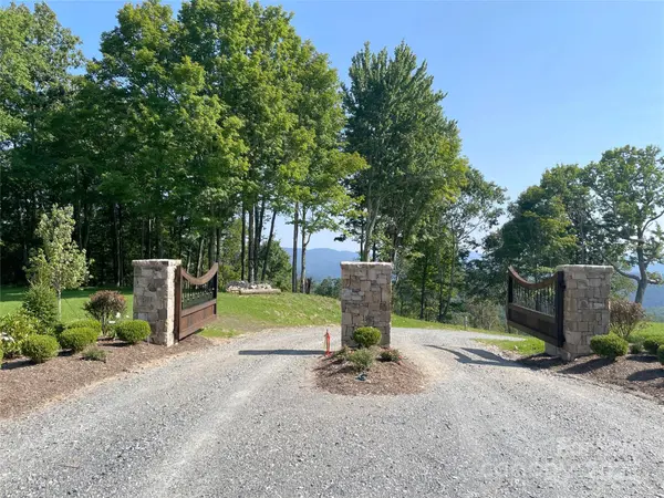 9999 Clouds Rest DR #WR56, Banner Elk, NC 28604
