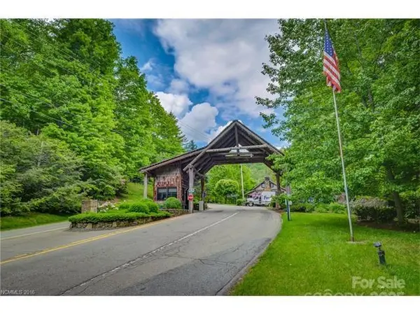 261 Grouse Thicket LN, Mars Hill, NC 28754