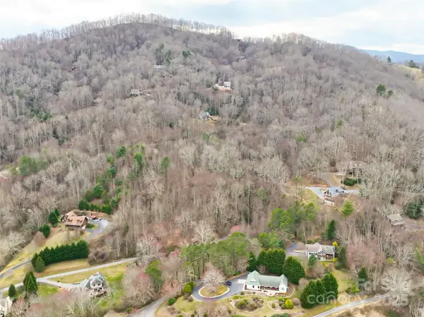 999 Coyote Hollow RD #39, Waynesville, NC 28785
