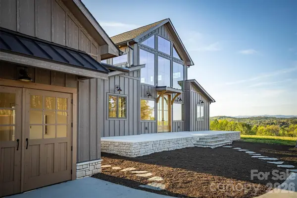 2013 Hitching Post TRL, Lenoir, NC 28645