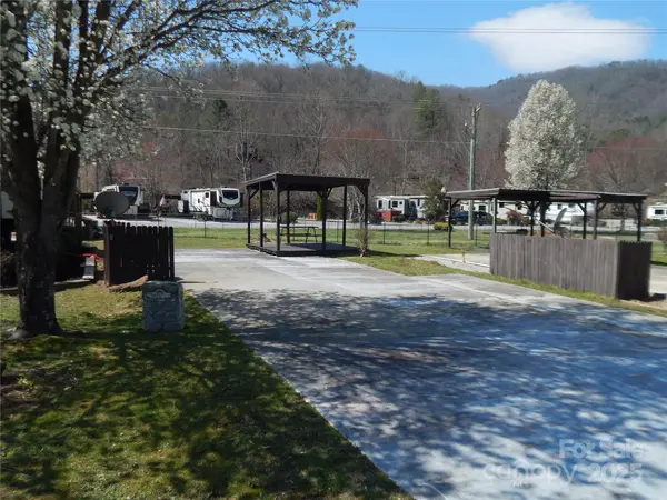 50 Timber Leaf DR #8, Sylva, NC 28779