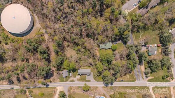105 Mills Gap RD, Asheville, NC 28803
