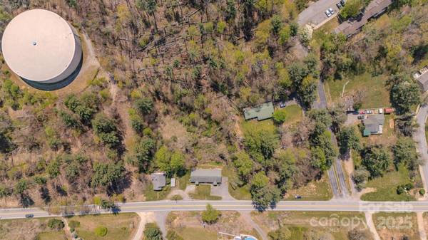 105 Mills Gap RD, Asheville, NC 28803