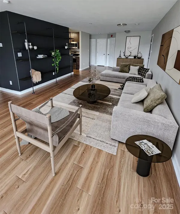 6423 Town Hall PL, Harrisburg, NC 28075