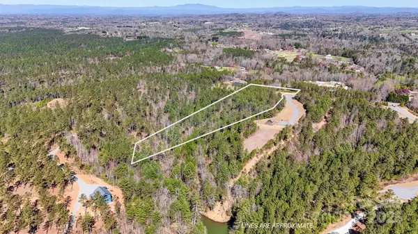 1428 Edgewater TRL, Granite Falls, NC 28630