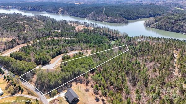 1428 Edgewater TRL, Granite Falls, NC 28630