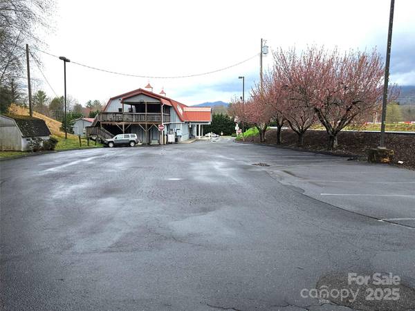 701 NC 9 HWY, Black Mountain, NC 28711