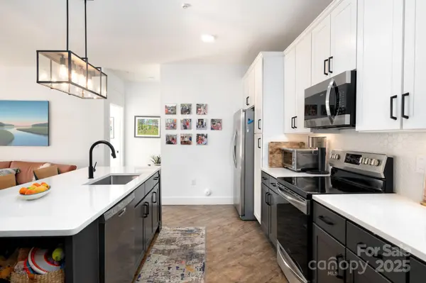 55 S Market ST #101, Asheville, NC 28801