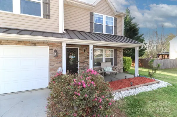 1135 Valley ST, Statesville, NC 28677