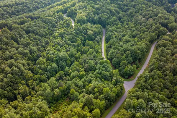 5 Round Mountain Pkwy #5, Lenoir, NC 28645
