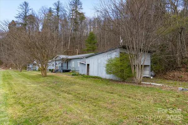 3722/3724 Walnut Creek RD, Marshall, NC 28753