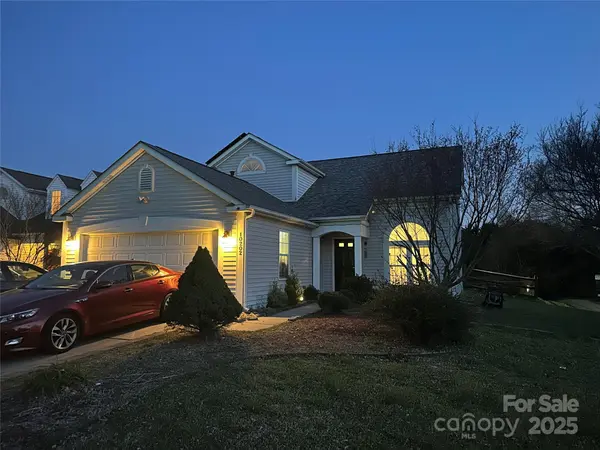 10202 Orchard Grass CT, Charlotte, NC 28278
