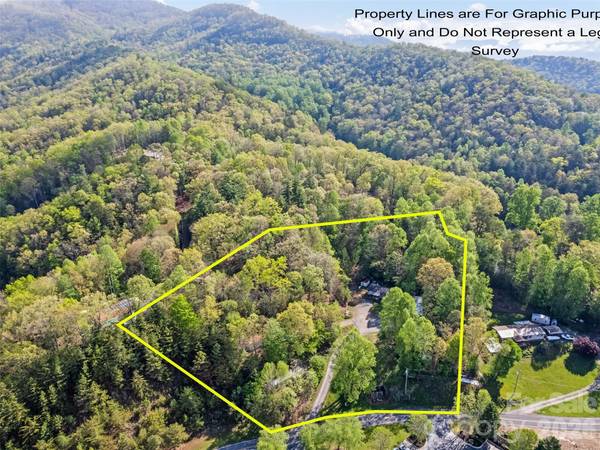 42 Violet DR, Sylva, NC 28779