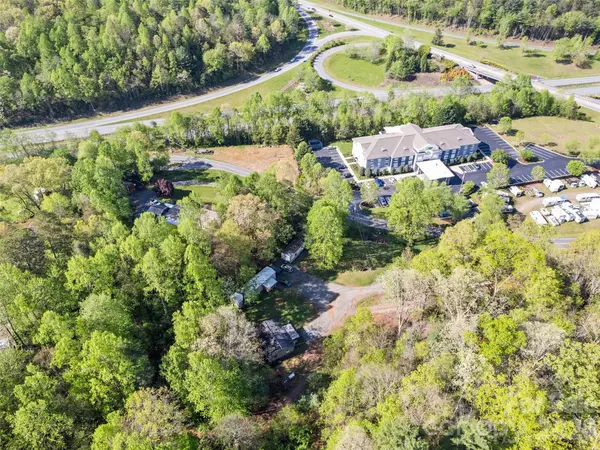 42 Violet DR, Sylva, NC 28779