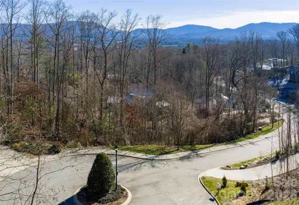 15 La Grange DR #23, Asheville, NC 28805