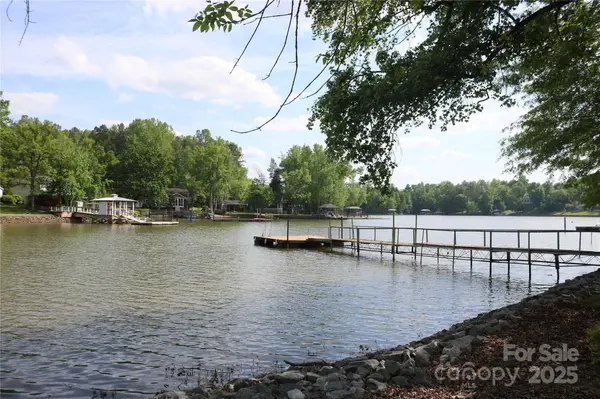 5165 Sapp CIR, Clover, SC 29710
