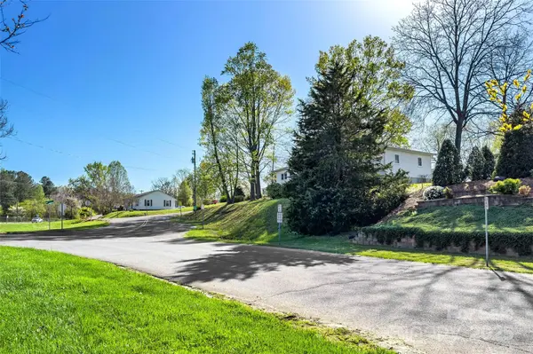 36 & 50 Catawba AVE, Marion, NC 28752