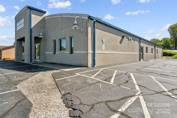 2105 Northwest BLVD, Newton, NC 28658