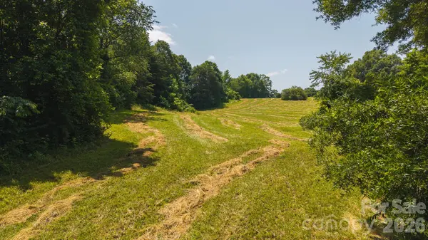 1040 NC 90 HWY W, Taylorsville, NC 20681