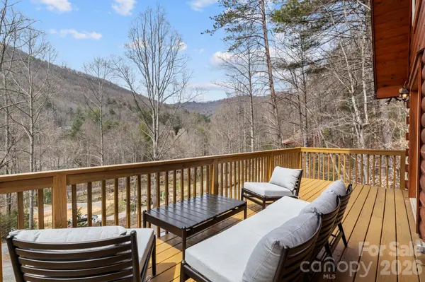19 Frontier CT, Asheville, NC 28805
