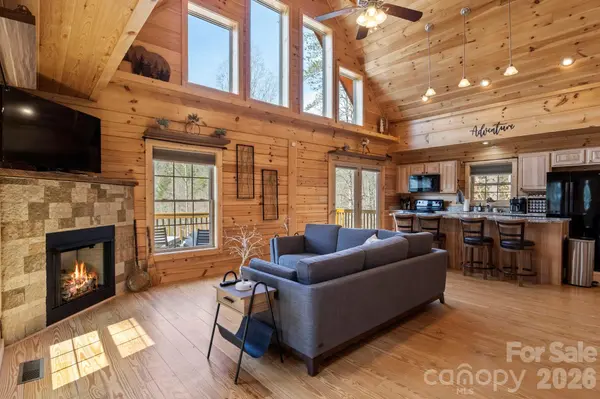 19 Frontier CT, Asheville, NC 28805