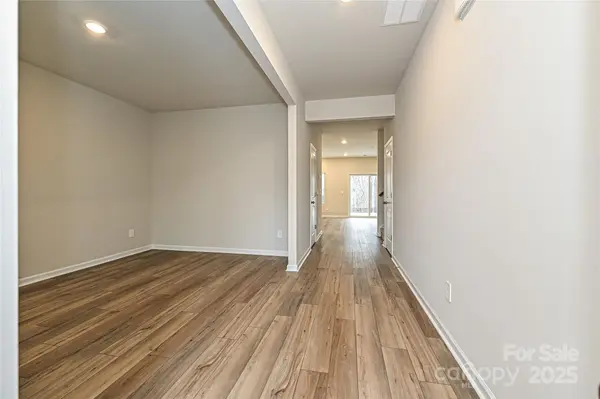 2159 Sunflower CIR, Newton, NC 28658