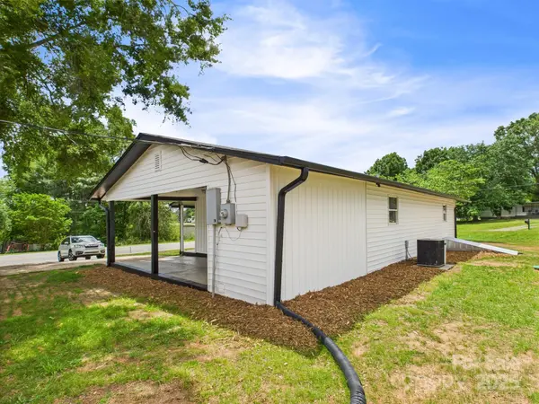 120 Hepler RD, Taylorsville, NC 28681