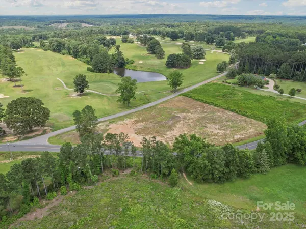 2337 Country Club RD, Wadesboro, NC 28170