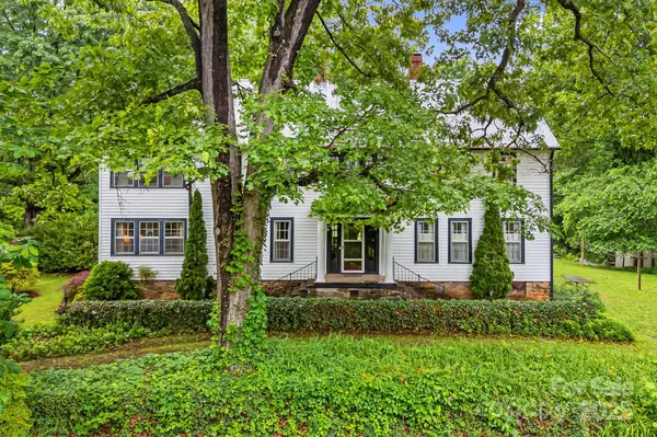 1186 Old US 70 HWY, Black Mountain, NC 28711