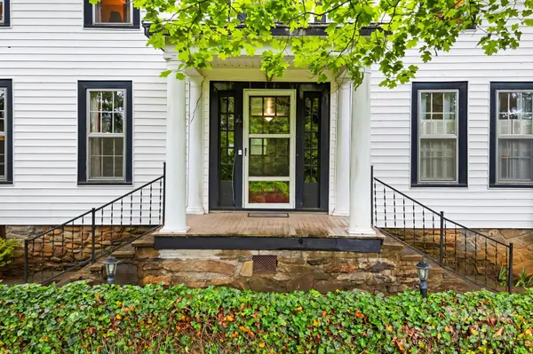 1186 Old US 70 HWY, Black Mountain, NC 28711