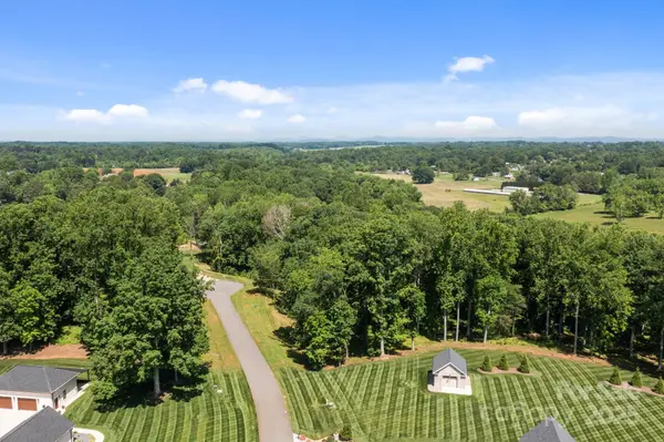 128 Backrush CT, Statesville, NC 28625