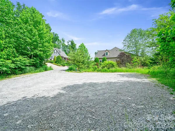99999 Millbrae LOOP #1601, Hendersonville, NC 28791
