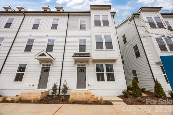 3225 Drift ST, Charlotte, NC 28278