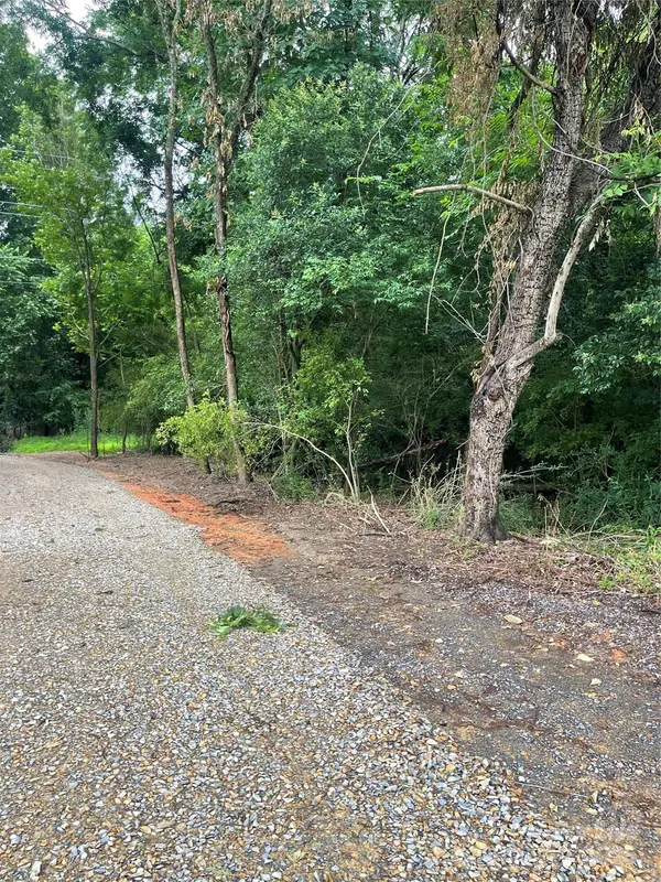 00 Pleasant Valley RD, Mount Gilead, NC 27306